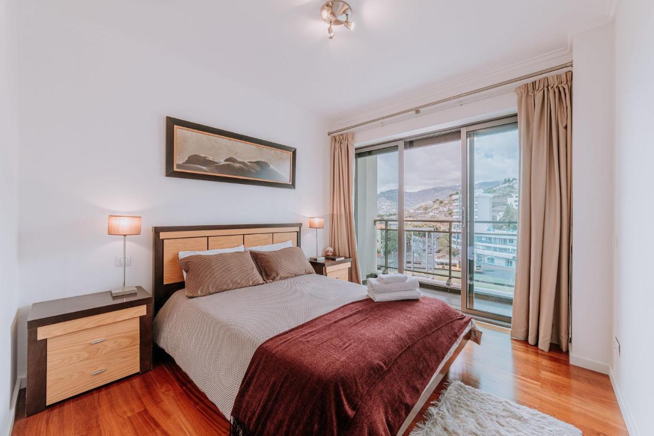 Cozy T2 With Ocean View Leilighet Funchal  Eksteriør bilde